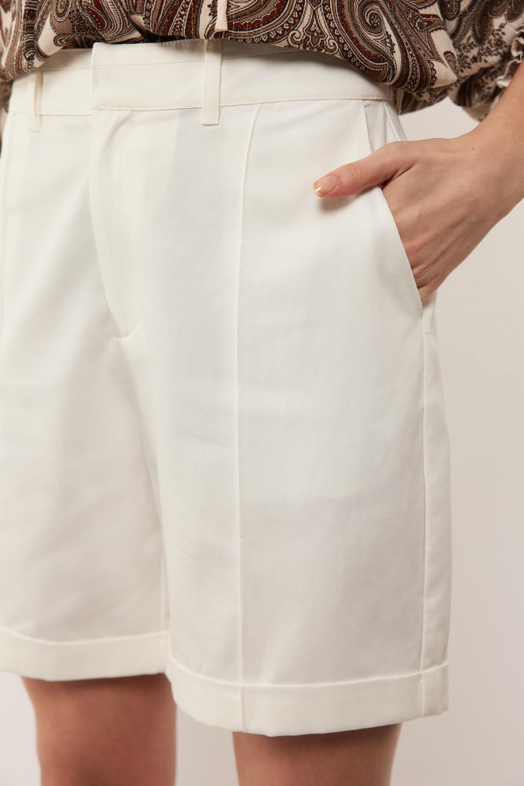 Chenna short | Offwhite