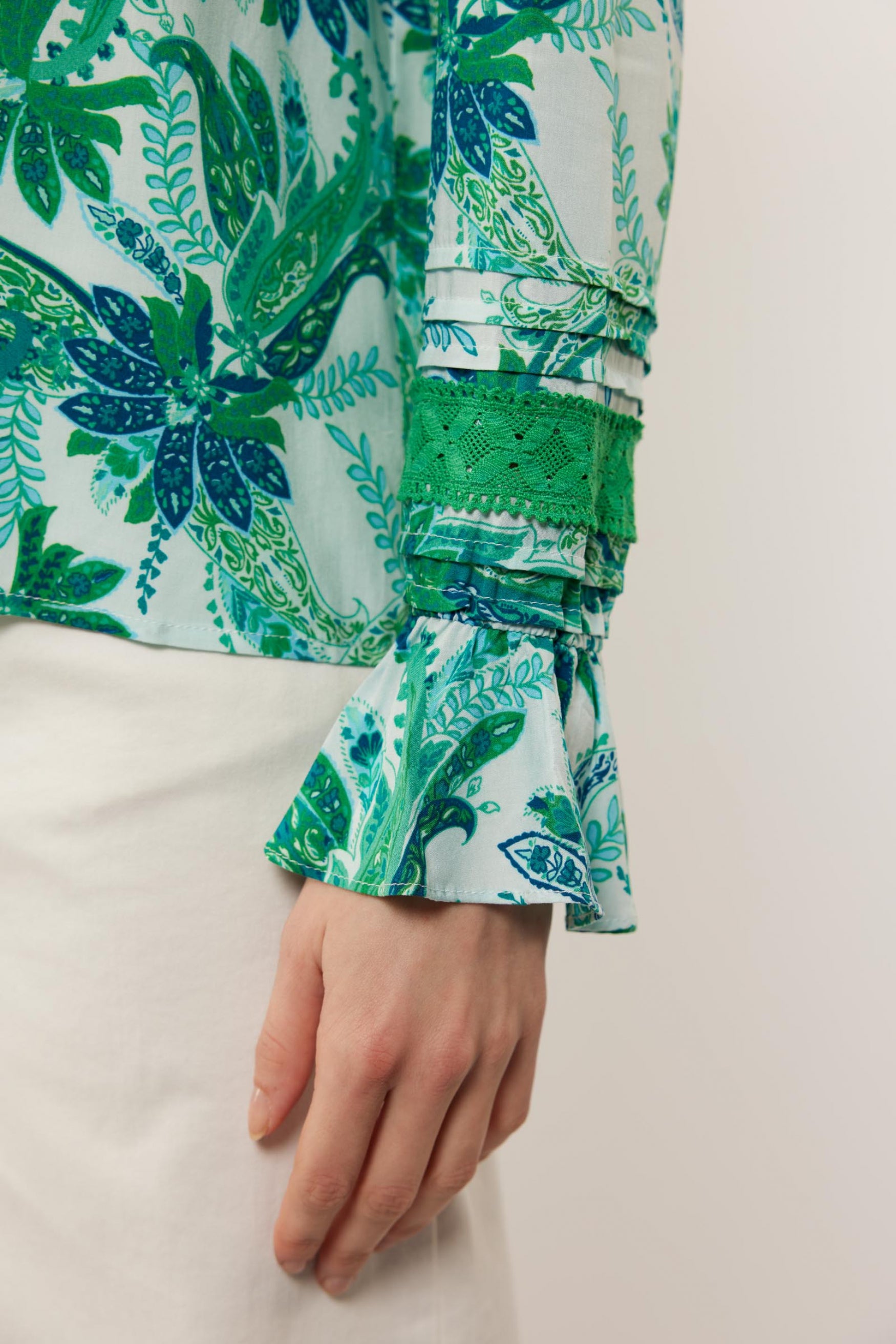 Nynke blouse | Sand/Apple Green