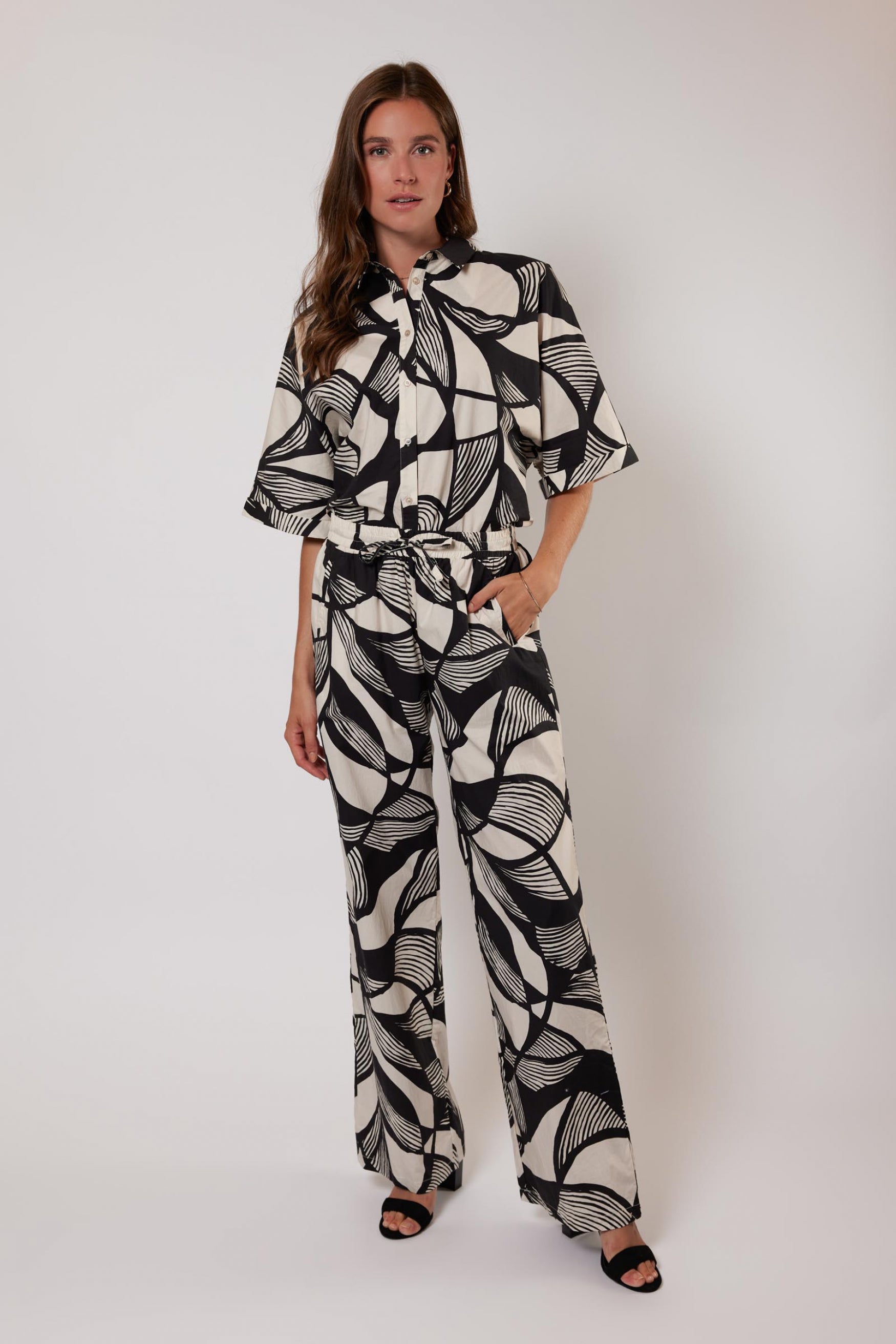 Carin blouse | Sand/Black