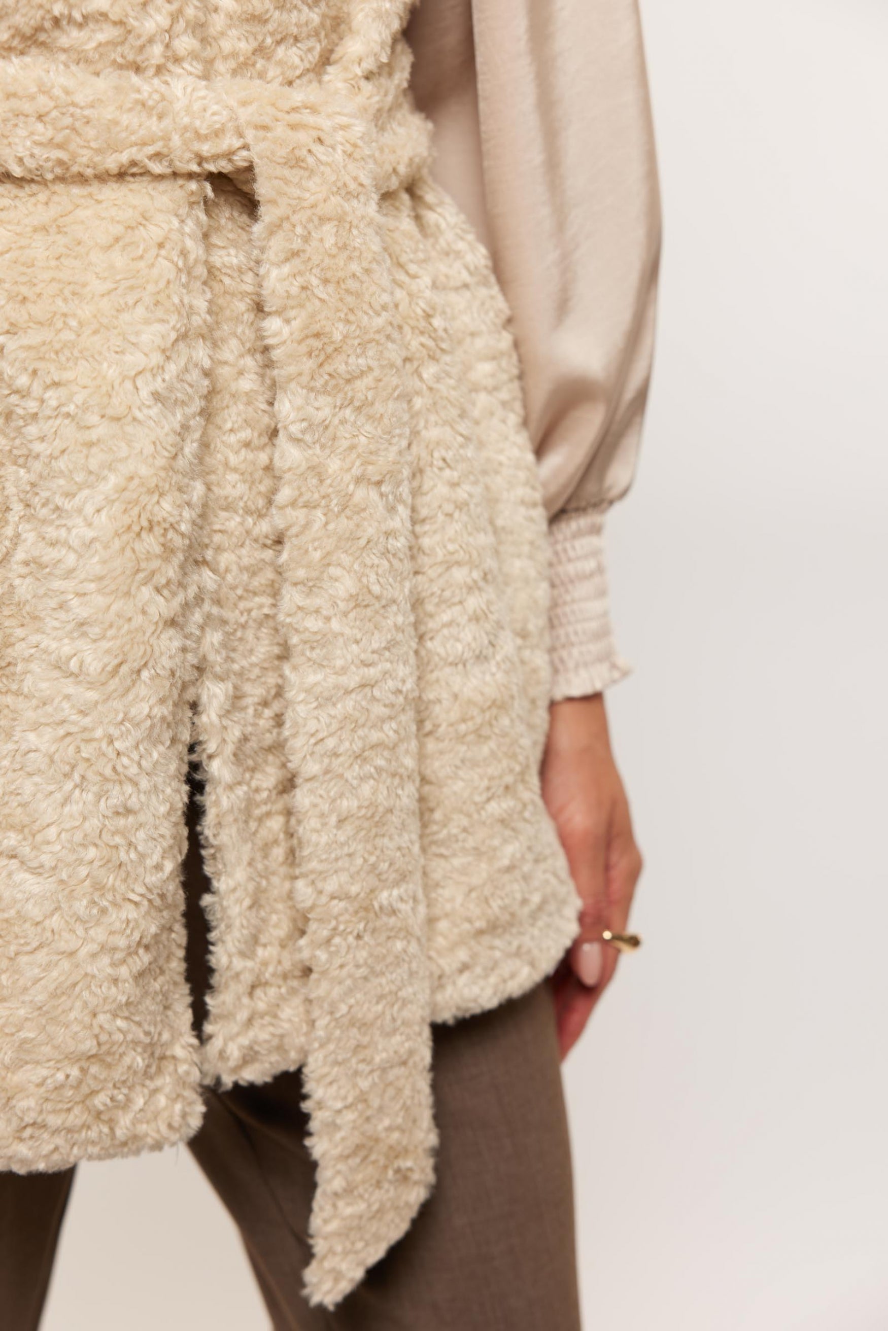 Elvana vest | Sand