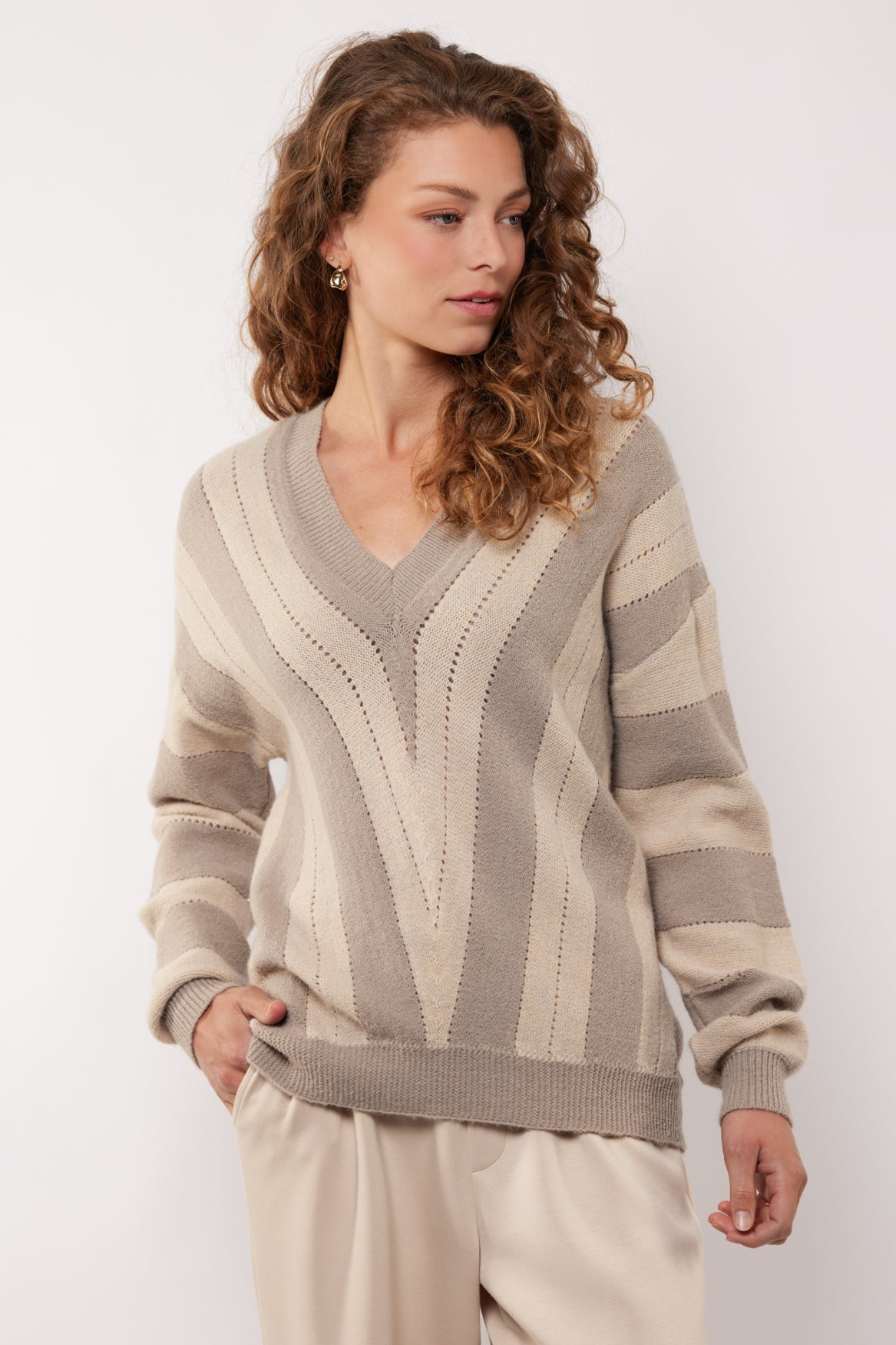 Rekha Pullover | Holzasche/Mondstein