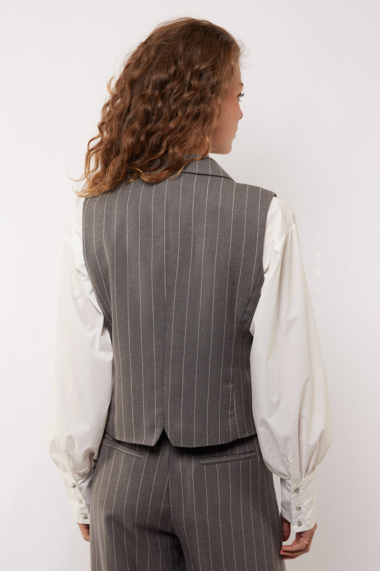 Pink vest | Gray