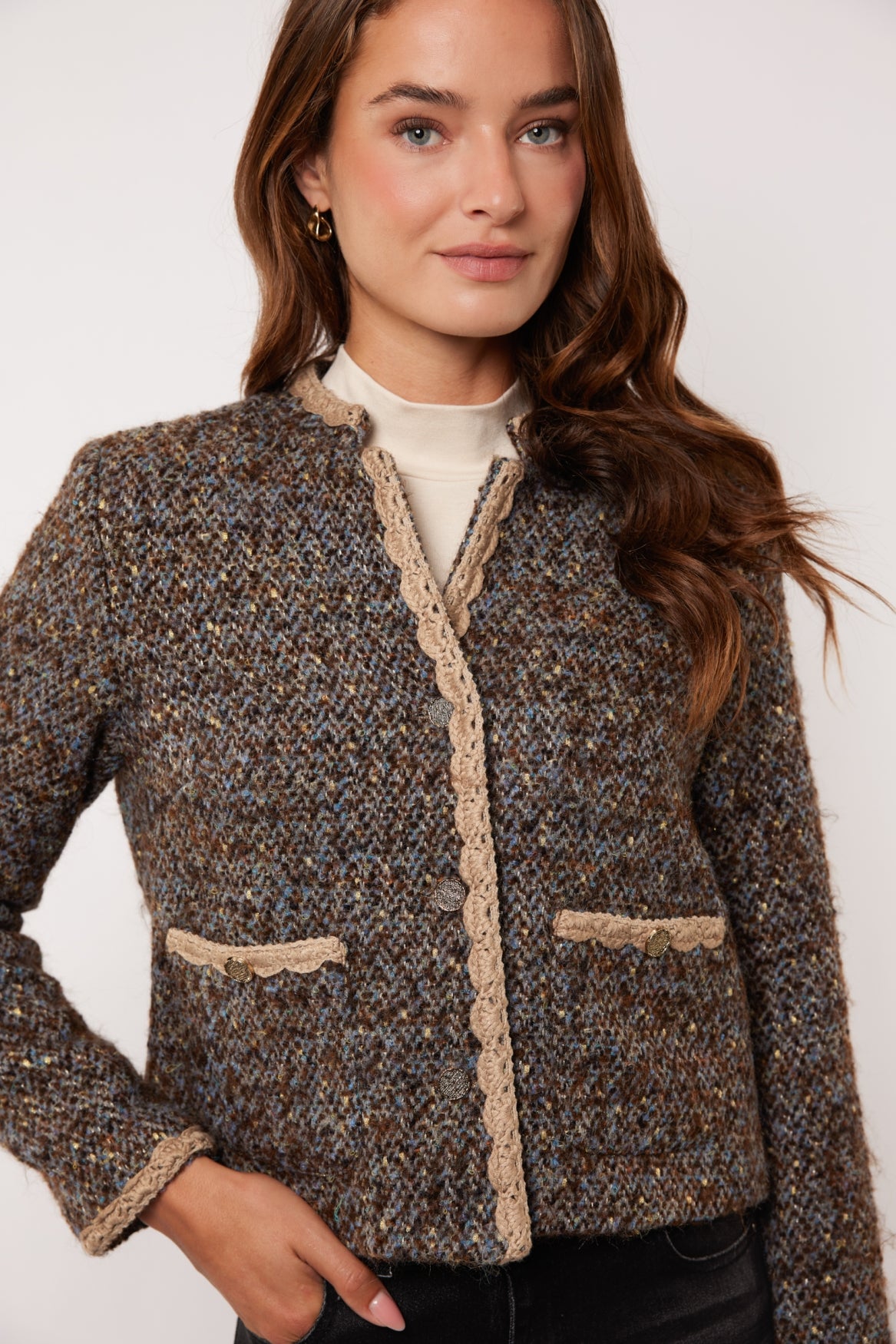Aanya Jacke | Graubraun