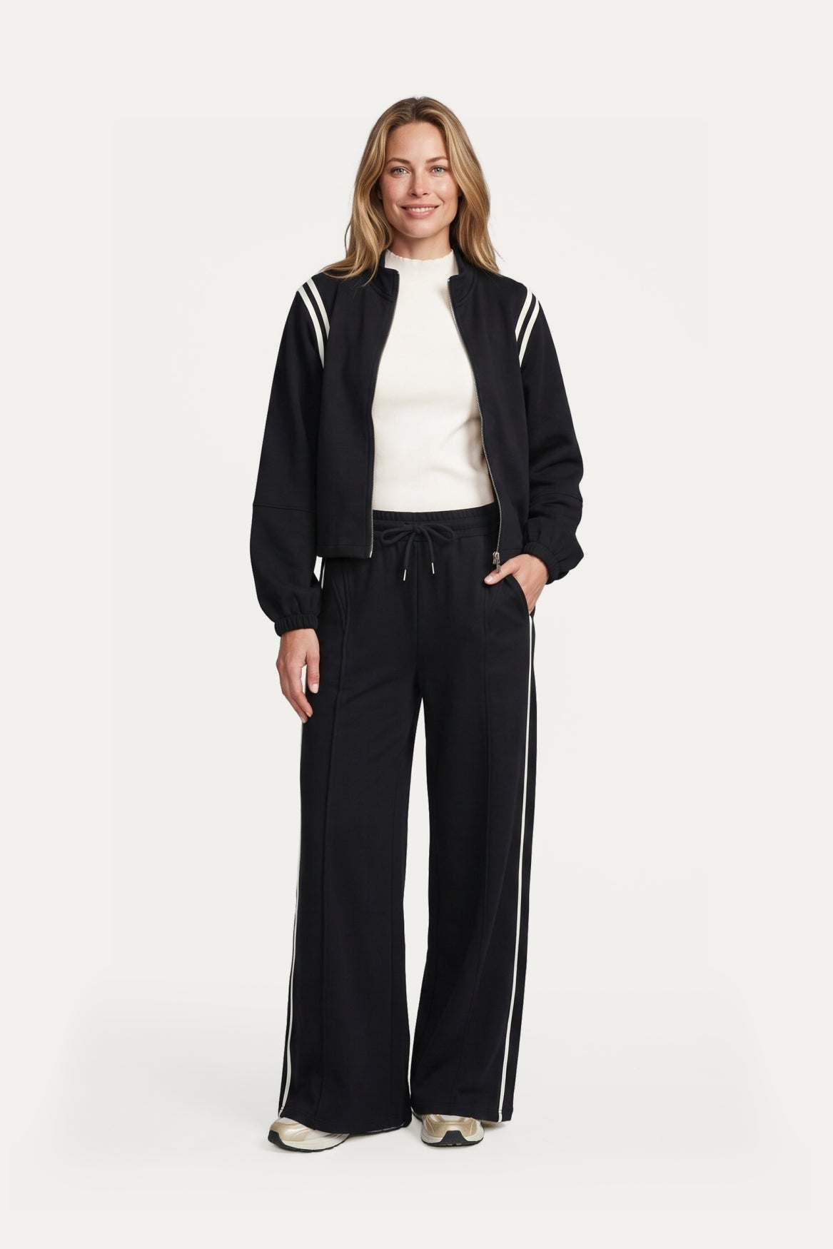 Coralie Hose | Black