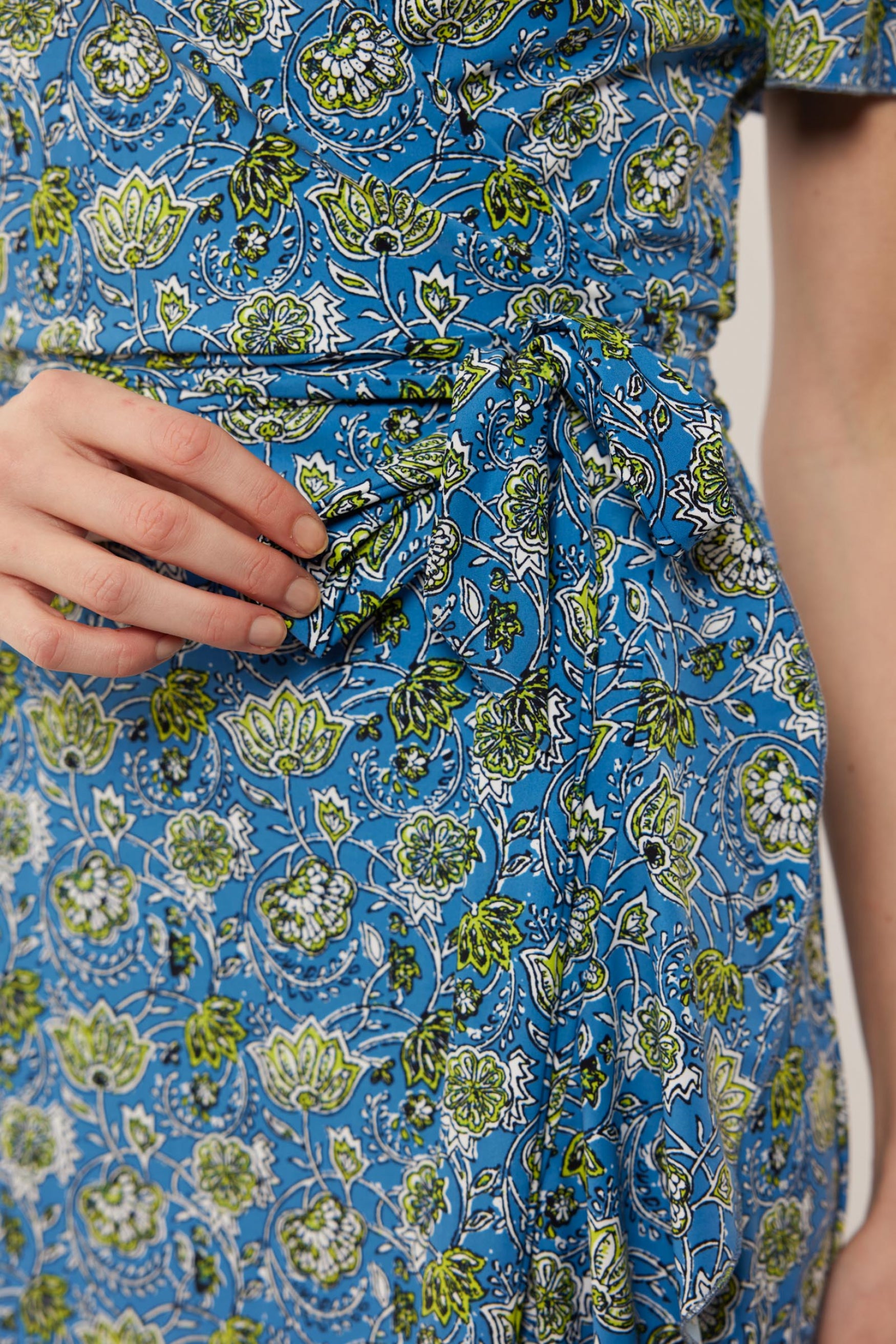 Anastasia jurk | Cornflower Blue/Yellow Green