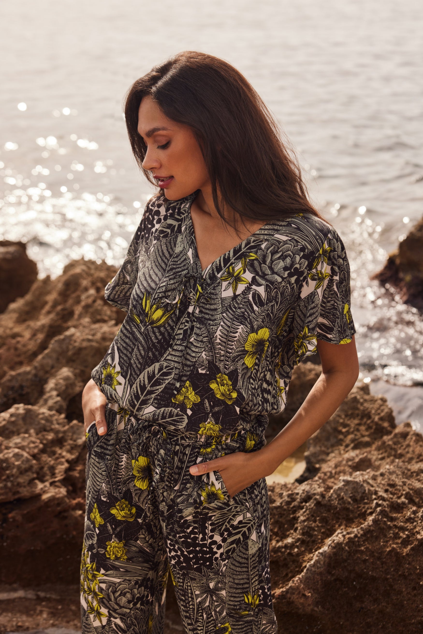 Beria pants | Black/Cyber Lime