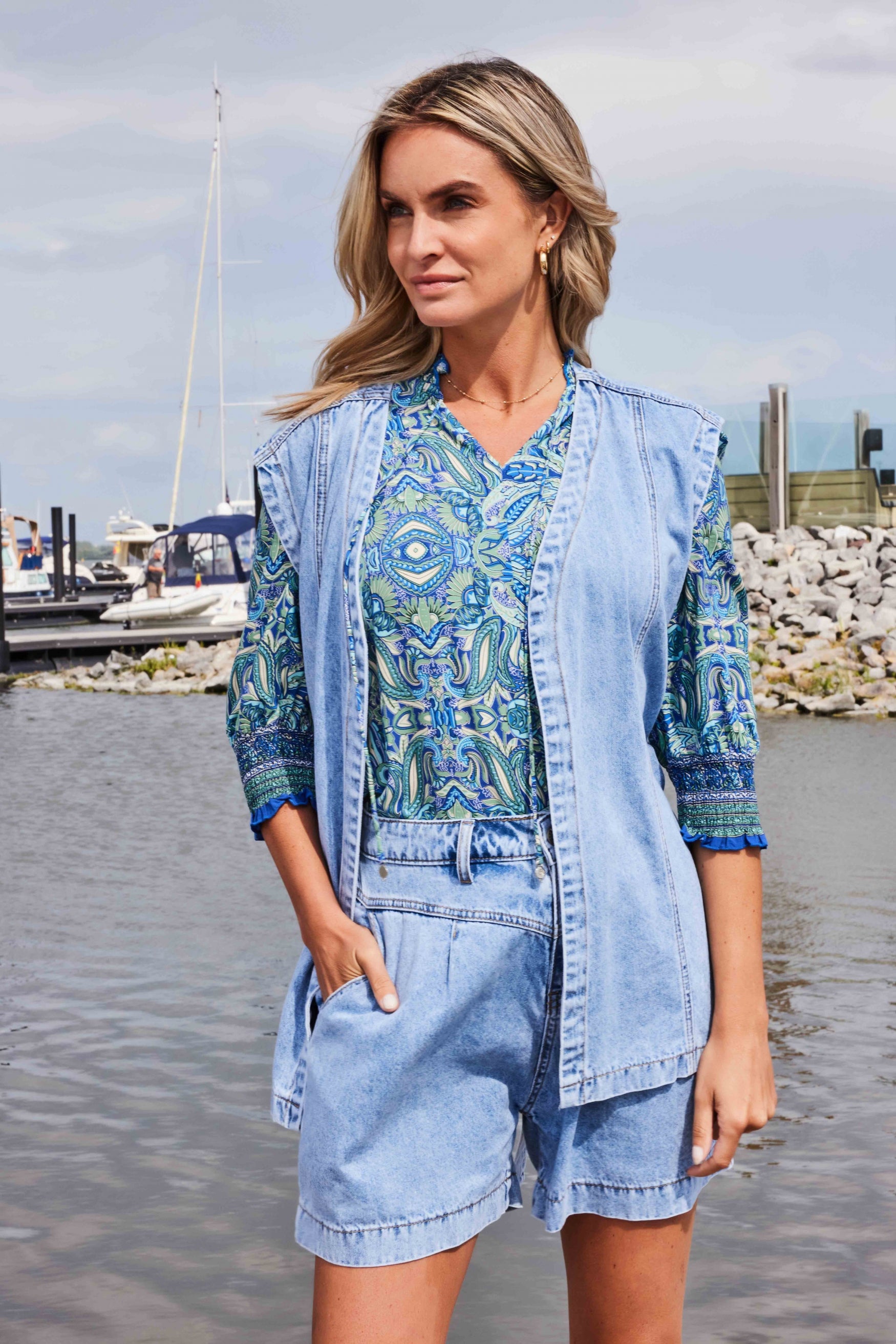 Cherie gilet | Denim Light Blue
