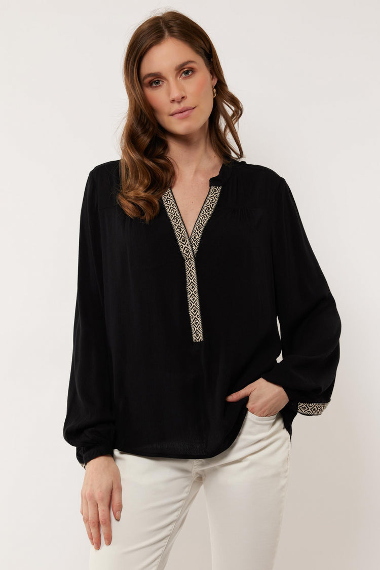 Nyo blouse | Black