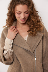 Martina Jacke | Moon Rock