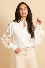 Anoukis Bluse | Offwhite/Warme Koralle