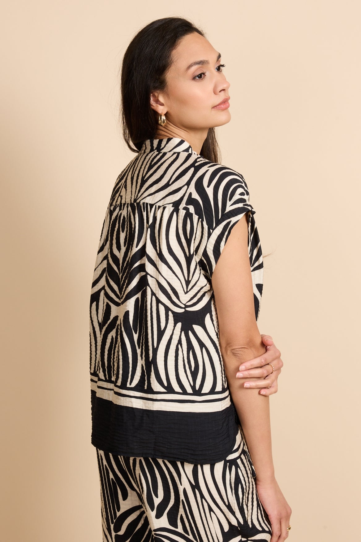 Havine Top | Schwarz/Sand