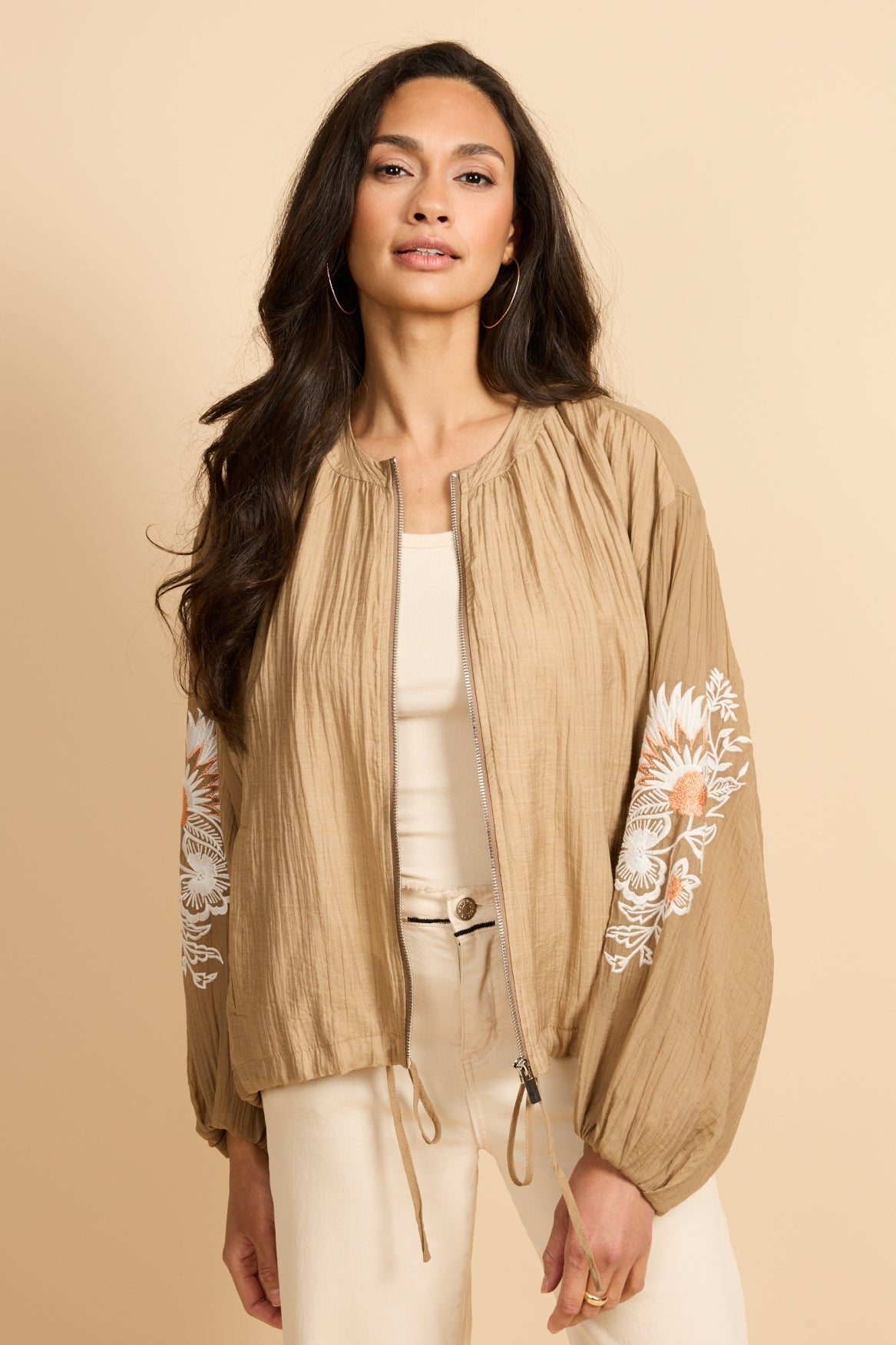 Zaira Jacke | Kint Camel