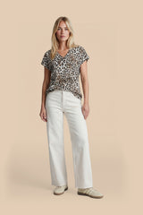 Elera top | Offwhite/Walnut